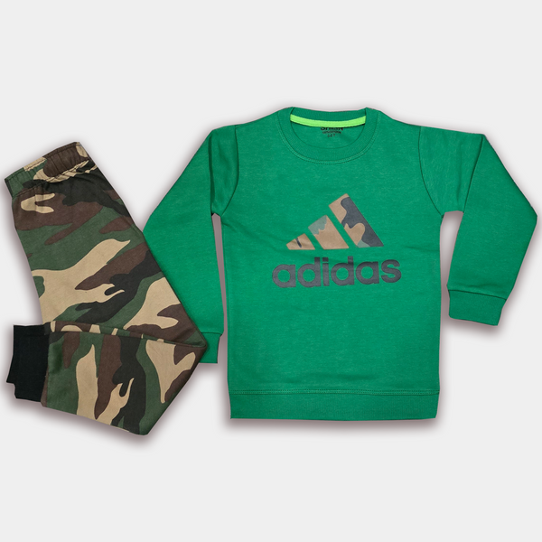 Camouflage Out-Fit
